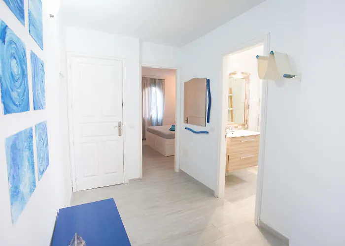 Sara En El Complejo Teguisol *