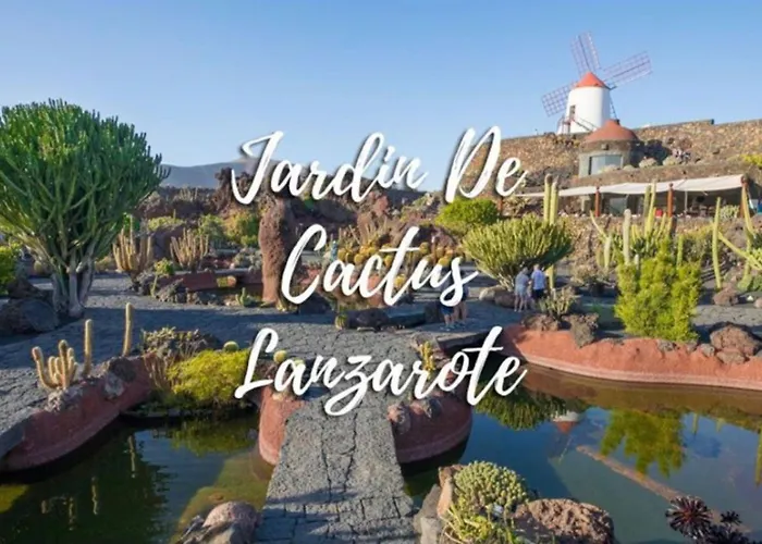 Sara En El Complejo Teguisol Appartement